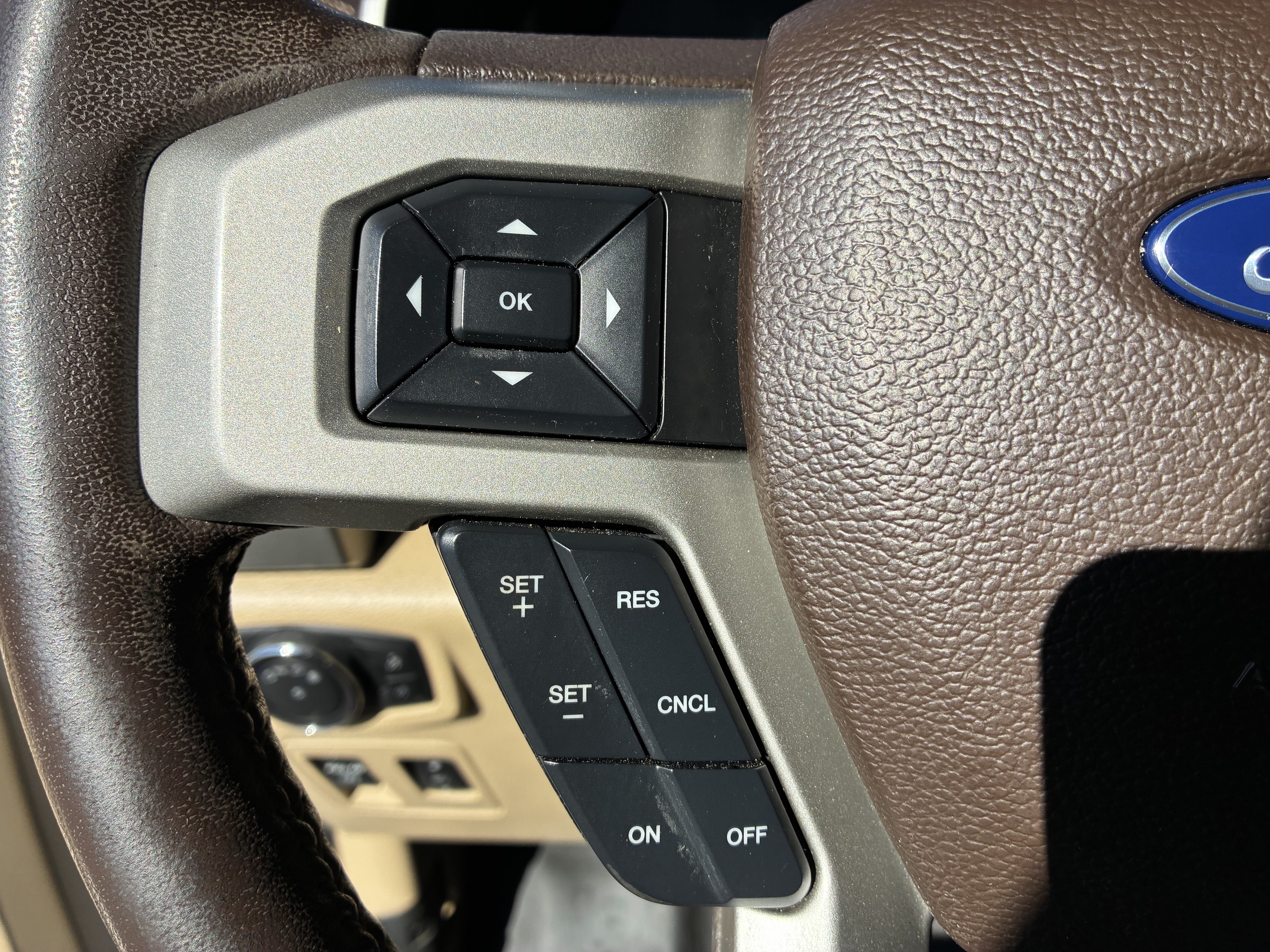 Used 2019 Ford F150 Lariat w/ Trailer Tow Package AWD/4WD image 28
