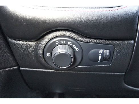 Used 2024 Dodge Durango GT image 23