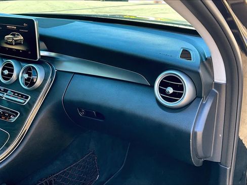 Used 2016 Mercedes-Benz C 300 Sedan image 17