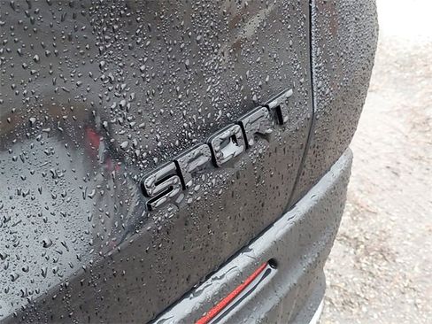 Used 2023 Honda HR-V Sport image 7