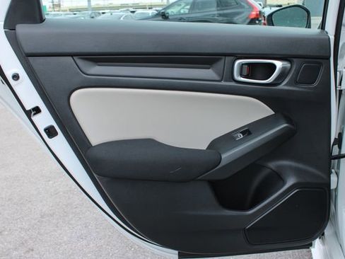 Used 2023 Honda Civic LX image 28