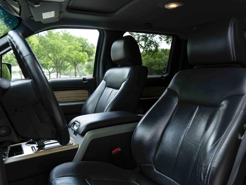 Used 2011 Ford F150 Lariat image 15