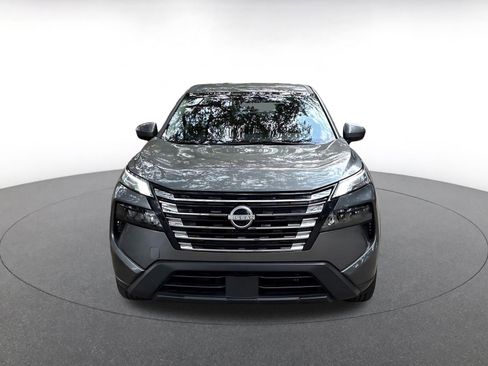Used 2025 Nissan Rogue SV FWD image 2