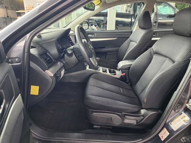 Used 2010 Subaru Legacy 2.5i AWD/4WD image 11