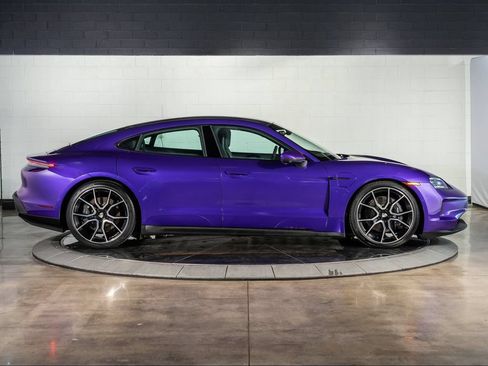 Used 2025 Porsche Taycan AWD/4WD image 8