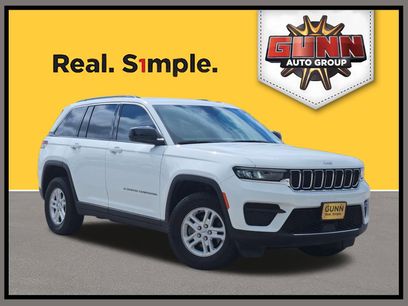 Used 2024 Jeep Grand Cherokee Laredo