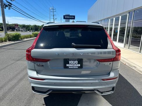 Certified 2025 Volvo XC60 B5 Plus AWD/4WD image 4