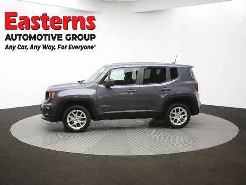 Used 2023 Jeep Renegade Latitude image 58