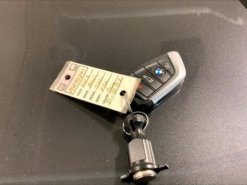 Certified 2023 BMW 530i xDrive w/ Premium Package image 14