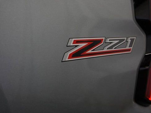 New 2025 Chevrolet Colorado Z71 image 8