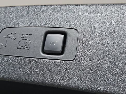 New 2025 Lincoln Corsair Reserve w/ Jet Appearance Package image 9