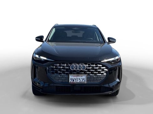 Certified 2025 Audi Q5 Premium w/ Convenience Package AWD/4WD image 8