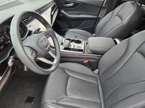 Certified 2024 Audi Q7 3.0T Premium Plus image 17