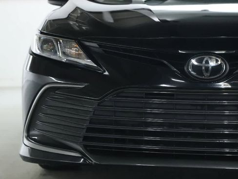 Certified 2023 Toyota Camry LE image 6