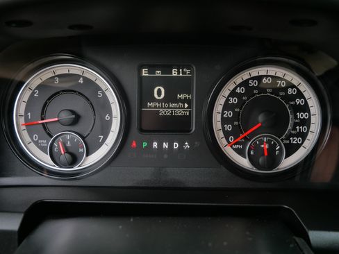 Used 2017 RAM 3500 Big Horn AWD/4WD image 45