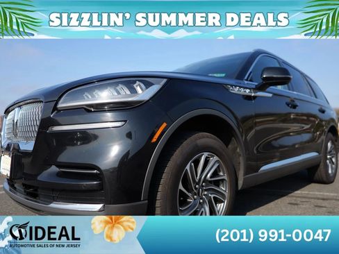 Used 2023 Lincoln Aviator AWD image 3