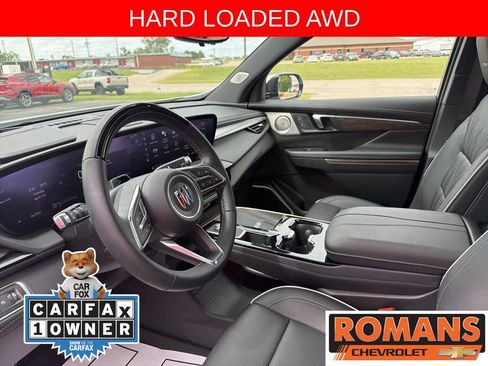 Used 2025 Buick Enclave Avenir w/ Super Cruise Package AWD/4WD image 13
