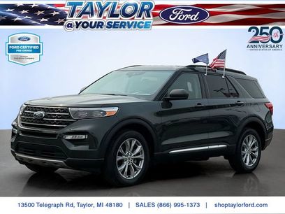 Certified 2023 Ford Explorer XLT w/ Equipment Group 202A