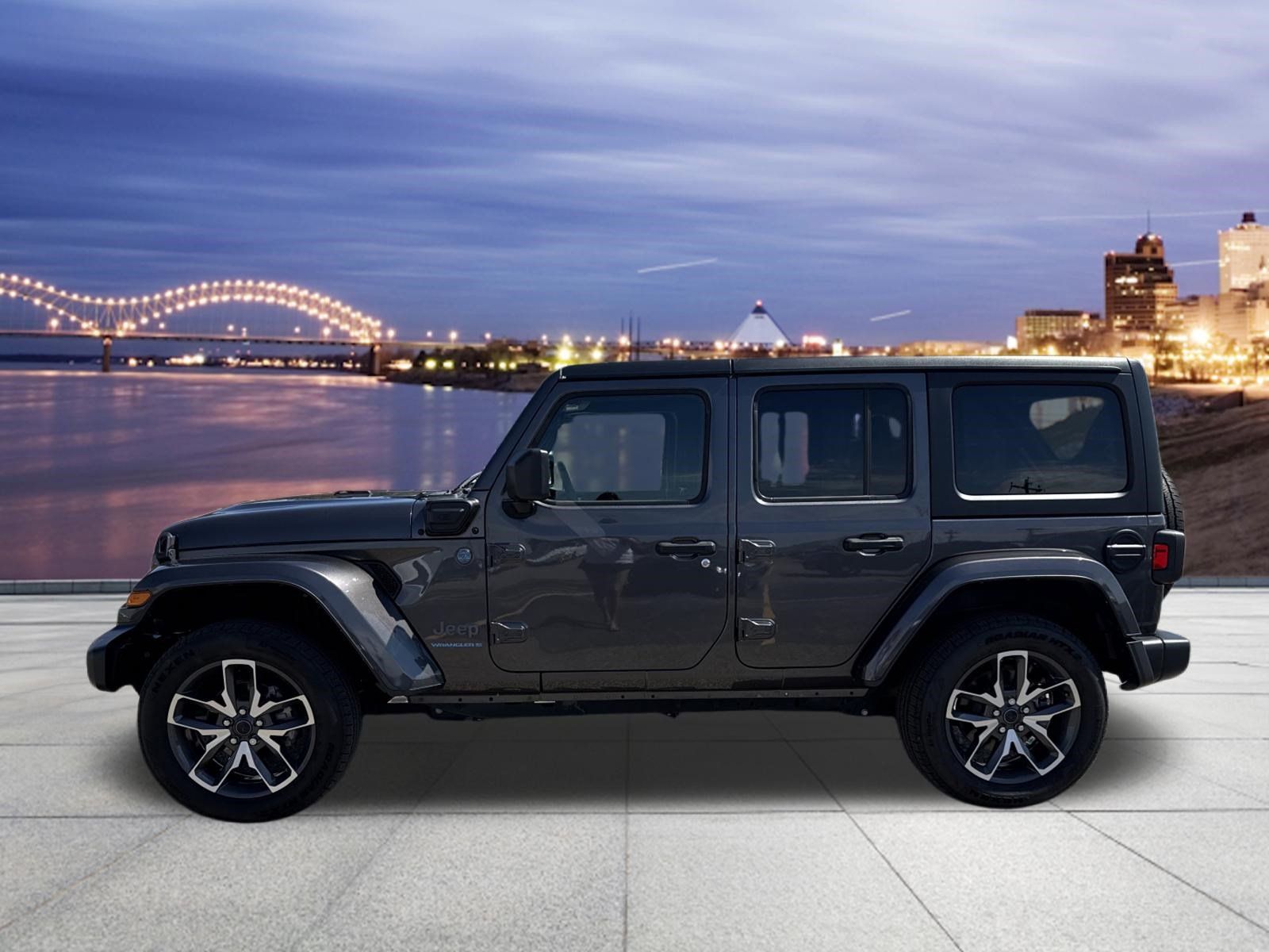 Used 2024 Jeep Wrangler Unlimited AWD/4WD image 2