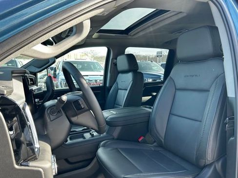 New 2026 GMC Sierra 2500 Denali w/ Denali Reserve Package image 16