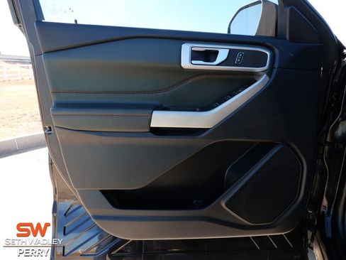 Used 2022 Ford Explorer Timberline image 14