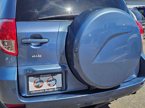 Used 2007 Toyota RAV4 Limited FWD image 15