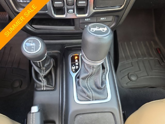Certified 2019 Jeep Wrangler Unlimited Sahara AWD/4WD image 19
