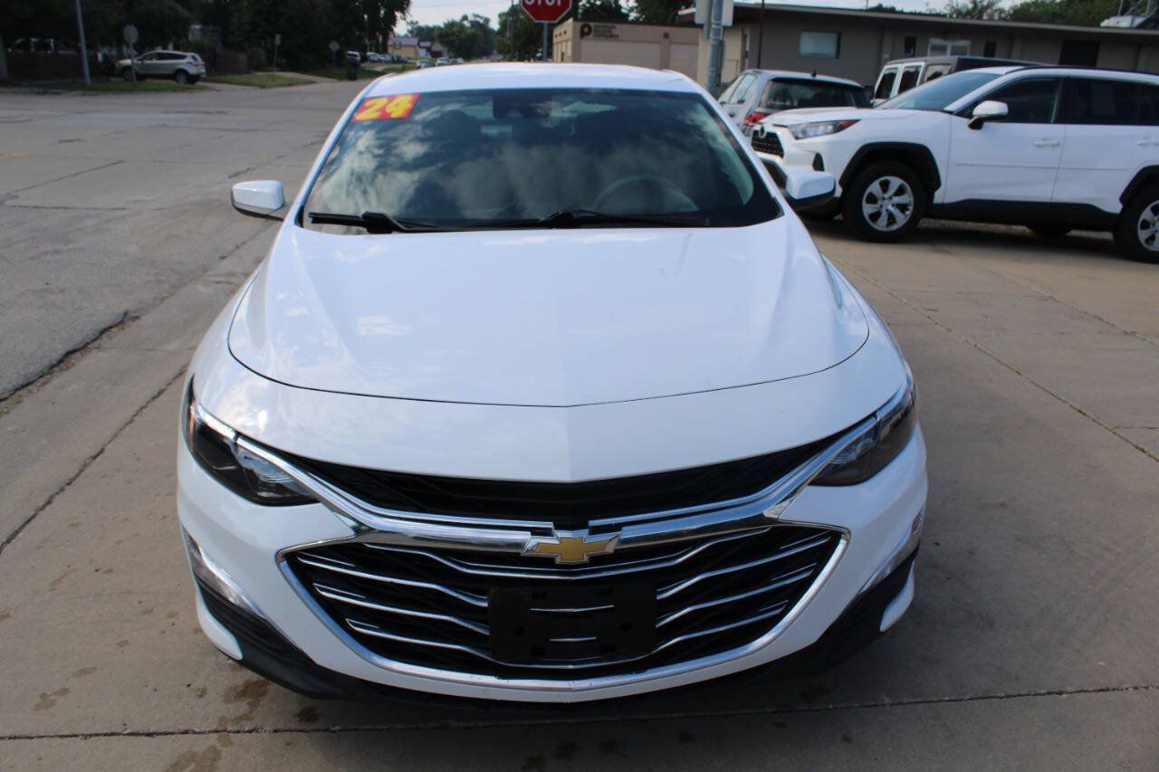 Used 2024 Chevrolet Malibu LS w/ Driver Confidence Package FWD image 7
