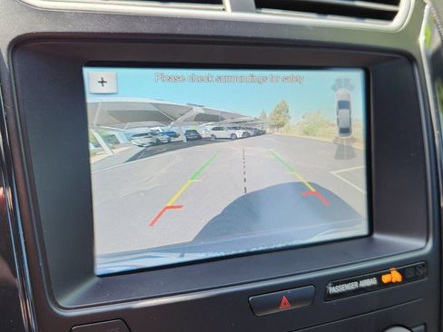 Used 2019 Ford Explorer XLT w/ Equipment Group 202A AWD/4WD image 24