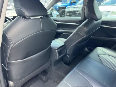 Used 2021 Toyota Camry SE FWD image 22