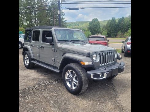 Used 2021 Jeep Wrangler Unlimited Sahara AWD/4WD image 2