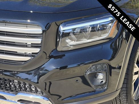 Certified 2025 Mercedes-Benz GLB 250 image 11