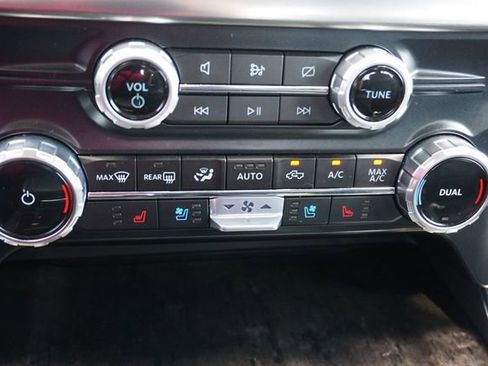 Certified 2023 Ford F150 Lariat w/ Trailer Tow Package image 16