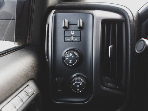 Used 2016 GMC Sierra 1500 SLT w/ All-Terrain Package image 11