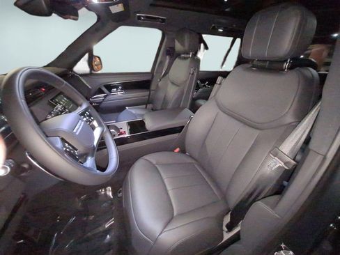 New 2026 Land Rover Range Rover Long Wheelbase SE AWD/4WD image 15