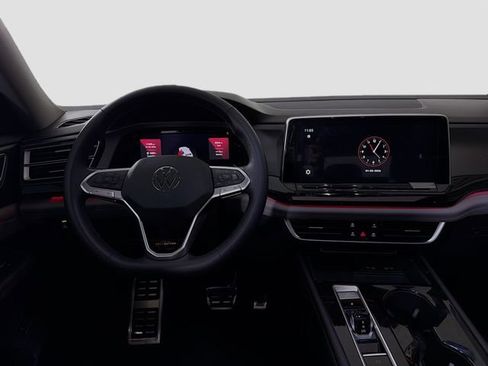 New 2025 Volkswagen Atlas Peak Edition SE image 23