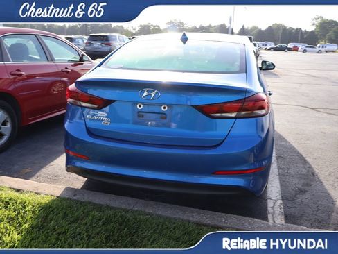 Used 2017 Hyundai Elantra SE FWD image 20