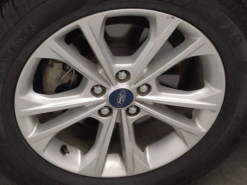 Used 2019 Ford Escape SE FWD image 31