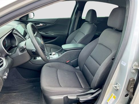 Used 2020 Chevrolet Malibu LS FWD image 19