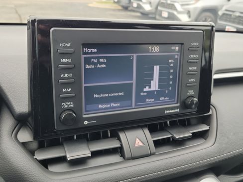 Used 2022 Toyota RAV4 XLE image 27