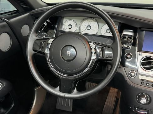 Used 2017 Rolls-Royce Dawn RWD image 16