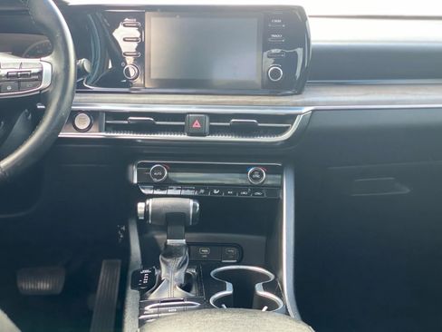 Used 2021 Kia K5 EX image 31
