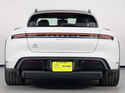 Used 2021 Porsche Taycan 4 Cross Turismo w/ Premium Package image 11