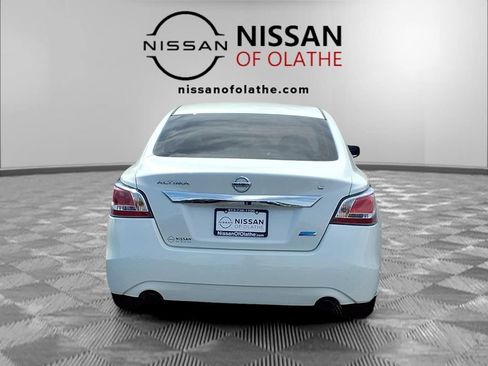 Used 2014 Nissan Altima 2.5 S FWD image 22