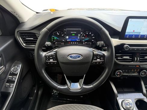 Used 2021 Ford Escape SE w/ SE Sport Appearance Package AWD/4WD image 14