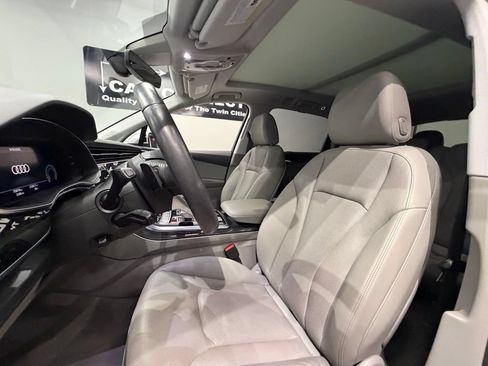 Used 2020 Audi Q7 3.0T Prestige w/ Prestige Package AWD/4WD image 21