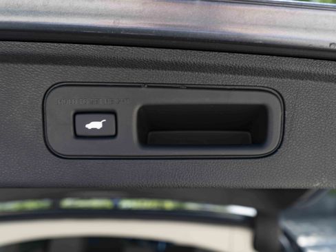 Used 2025 Honda Odyssey EX-L image 48