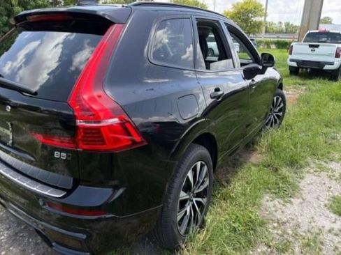Used 2024 Volvo XC60 B5 Core w/ Protection Package Premier AWD/4WD image 5