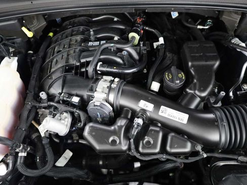 Used 2024 Jeep Grand Cherokee Altitude AWD/4WD image 38