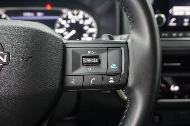 Used 2025 Nissan Rogue SV FWD image 16